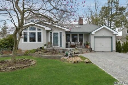 7 Gary Rd, Syosset, NY