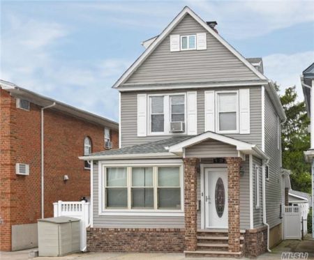 9-18 127th St, College Point, NY