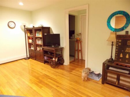 221-10 64th Ave, #B, Oakland Gardens, NY