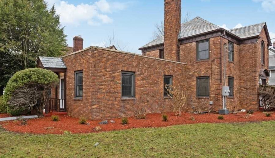 408 Mineola Boulevard, Williston Park, NY