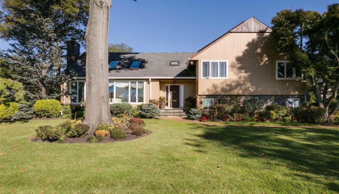 50 Hickory Road, Woodsburgh, NY